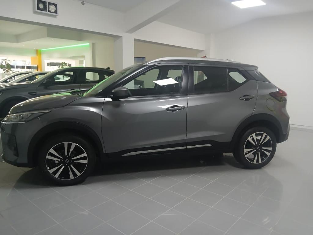 NISSAN KICKS PLAY  1.6 0KM